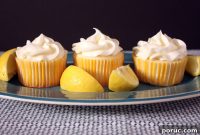 Triple Lemon Cupcakes: Fluffy, Moist Citrus Cupcakes