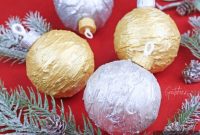 Christmas Ornament Cake Ideas: Festive Designs & Decor Tips