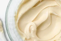 Silky Cream Cheese Frosting Recipe for Cakes and Cupcakes
