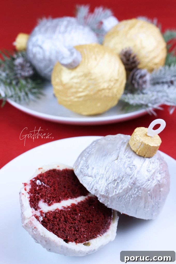 Christmas Ornament Cakes