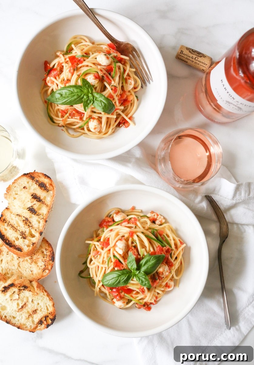 spaghetti-with-zucchini-cherry-tomato-sauce-and-fresh-mozzarella-pearls-2