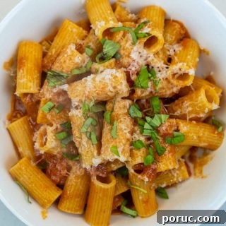 Creamy Tomato Pasta Without Dairy: Rich Vegan Tomato Pasta Recipe 9 Creamy Tomato Pasta (No Cream)