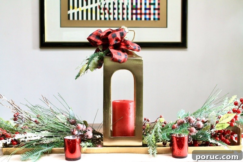DIY Winter Woods Centerpiece Ideas for Christmas Table Decorations 10 red and green winter woods diy christmas table decorations