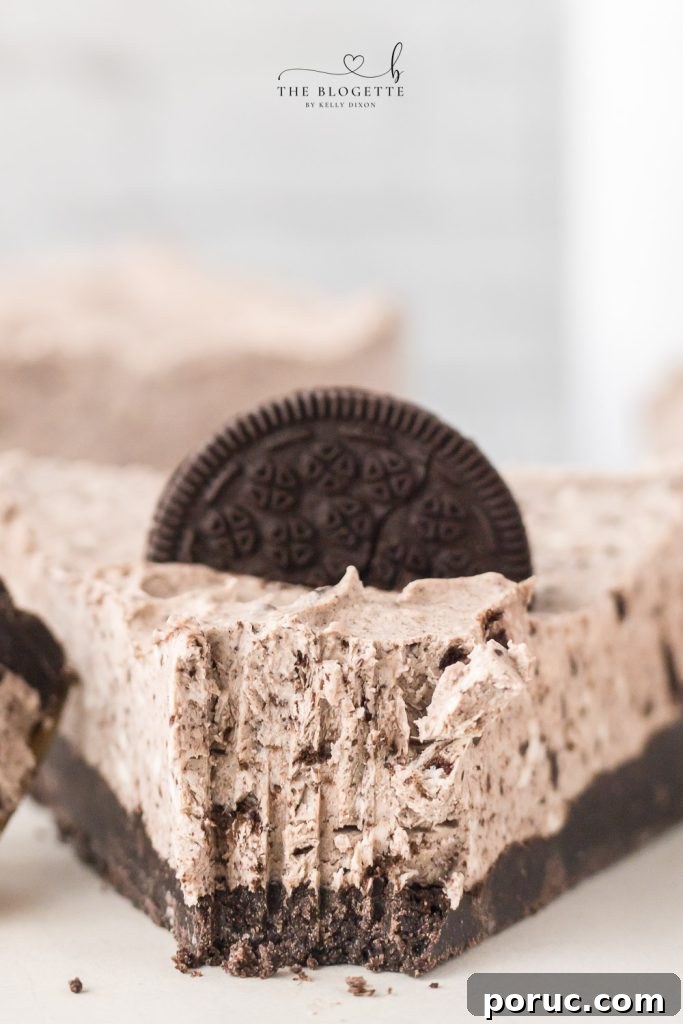 20-Minute No Bake Oreo Cheesecake with an Oreo cookie pie crust is the ultimate easy summer dessert. Creamy, flavorful, and DELICIOUS!