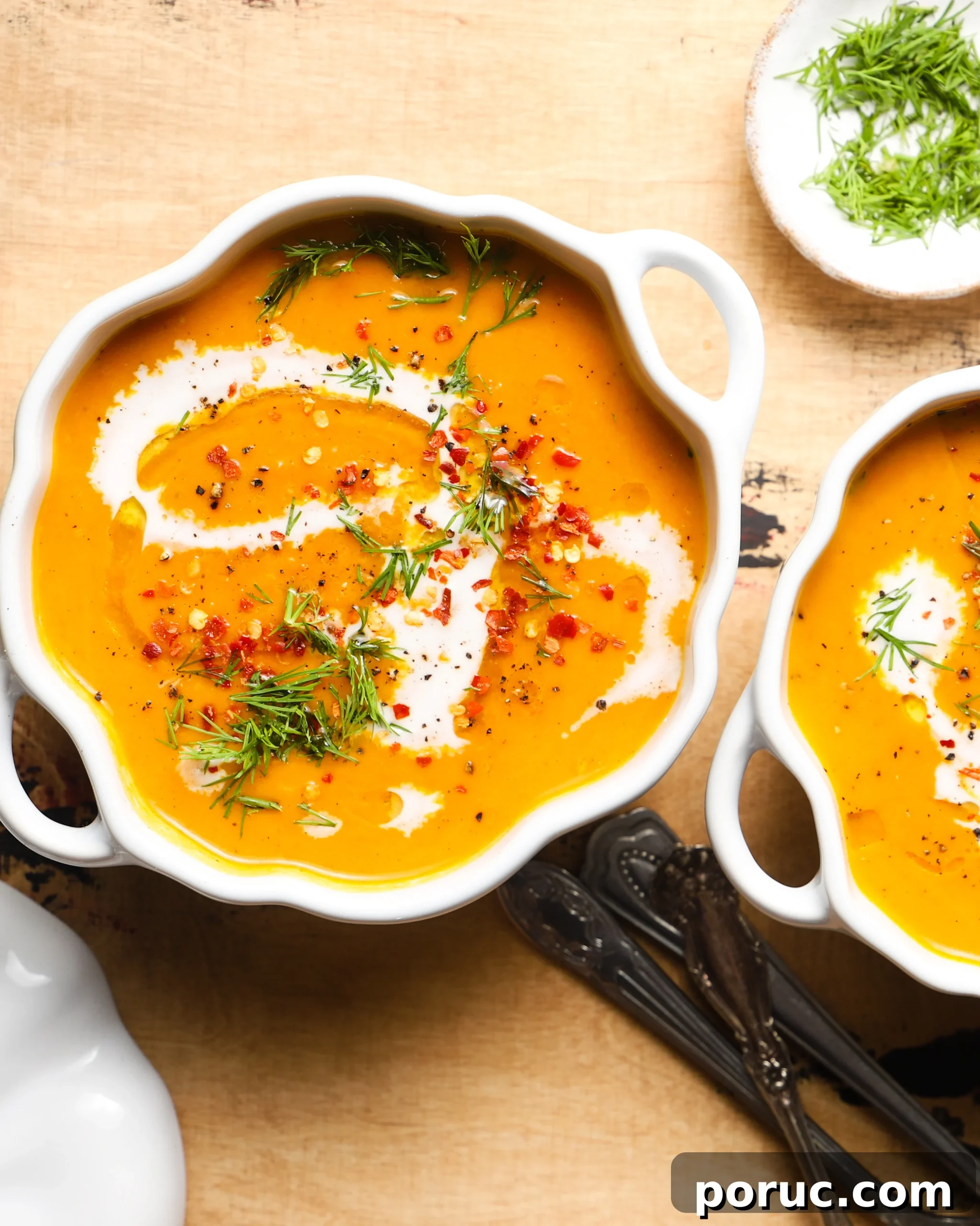 Creamy Pumpkin and Carrot Soup Recipe with Warm Spices 2 Bowl of pumpkin carrot soup