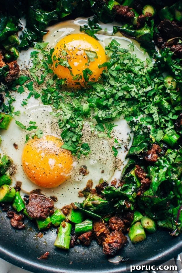 Chorizo and Asparagus Scrambled Eggs Recipe for Busy Mornings 4 Made with only 5 ingredients, this easy chorizo and asparagus scramble is a breakfast hero. Plus it's healthy, quick and SUPER easy to make!