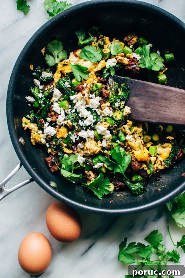Chorizo and Asparagus Scrambled Eggs Recipe for Busy Mornings 6 Made with only 5 ingredients, this easy chorizo and asparagus scramble is a breakfast hero. Plus it's healthy, quick and SUPER easy to make!