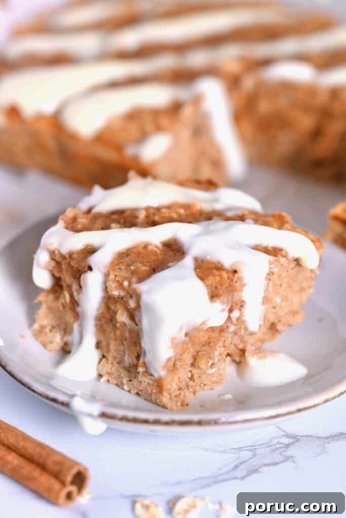 Cinnamon Roll Baked Oats with Cream Cheese Swirl 4 Cinnamon Roll Baked Oats