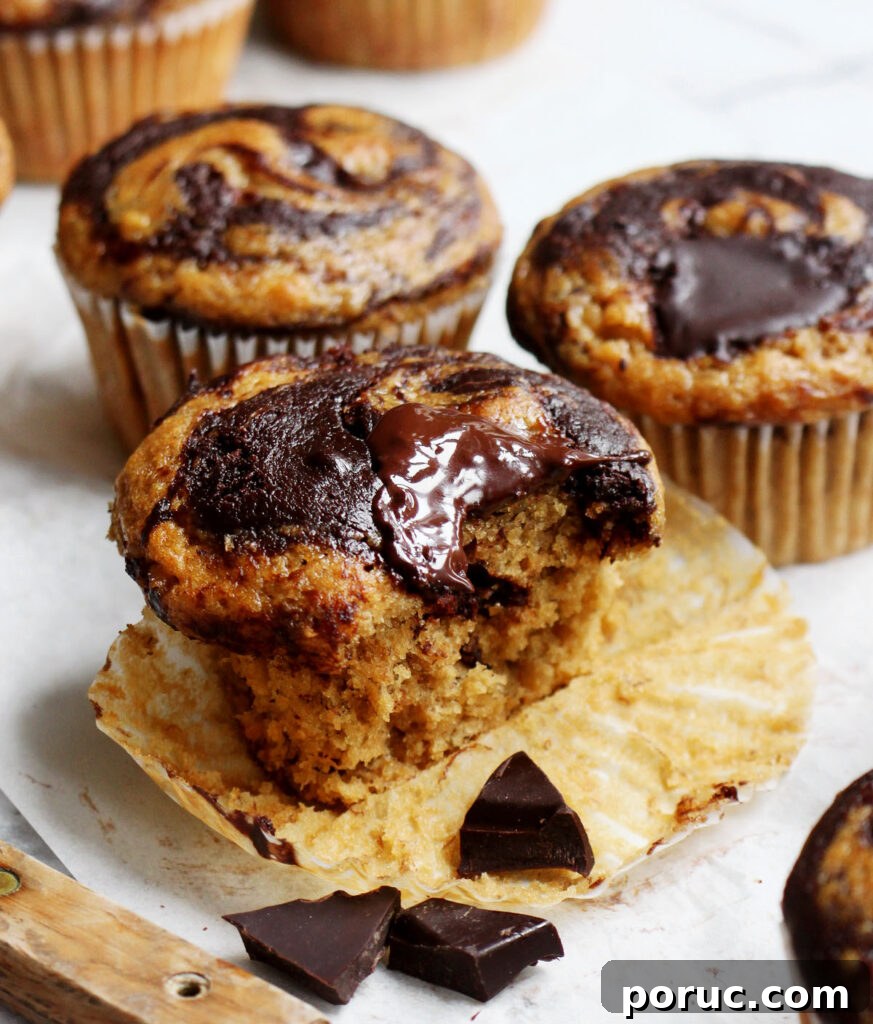 Moist Chocolate-Swirled Banana Muffins for Chocolate Lovers 3 chocolate swirl banana muffins