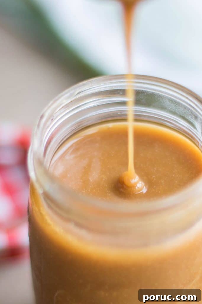 Vegan Salted Caramel Sauce — Refined Sugar-Free Recipe 5 Salted Caramel Sauce / This dairy free and refined sugar free caramel sauce takes about 5 minutes to make!