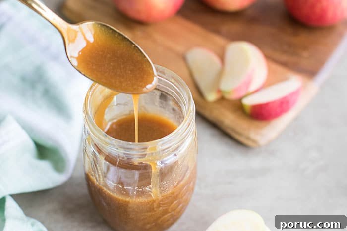 Vegan Salted Caramel Sauce — Refined Sugar-Free Recipe 6 Vegan Salted Caramel Sauce / This dairy free and refined sugar free caramel sauce takes about 5 minutes to make!