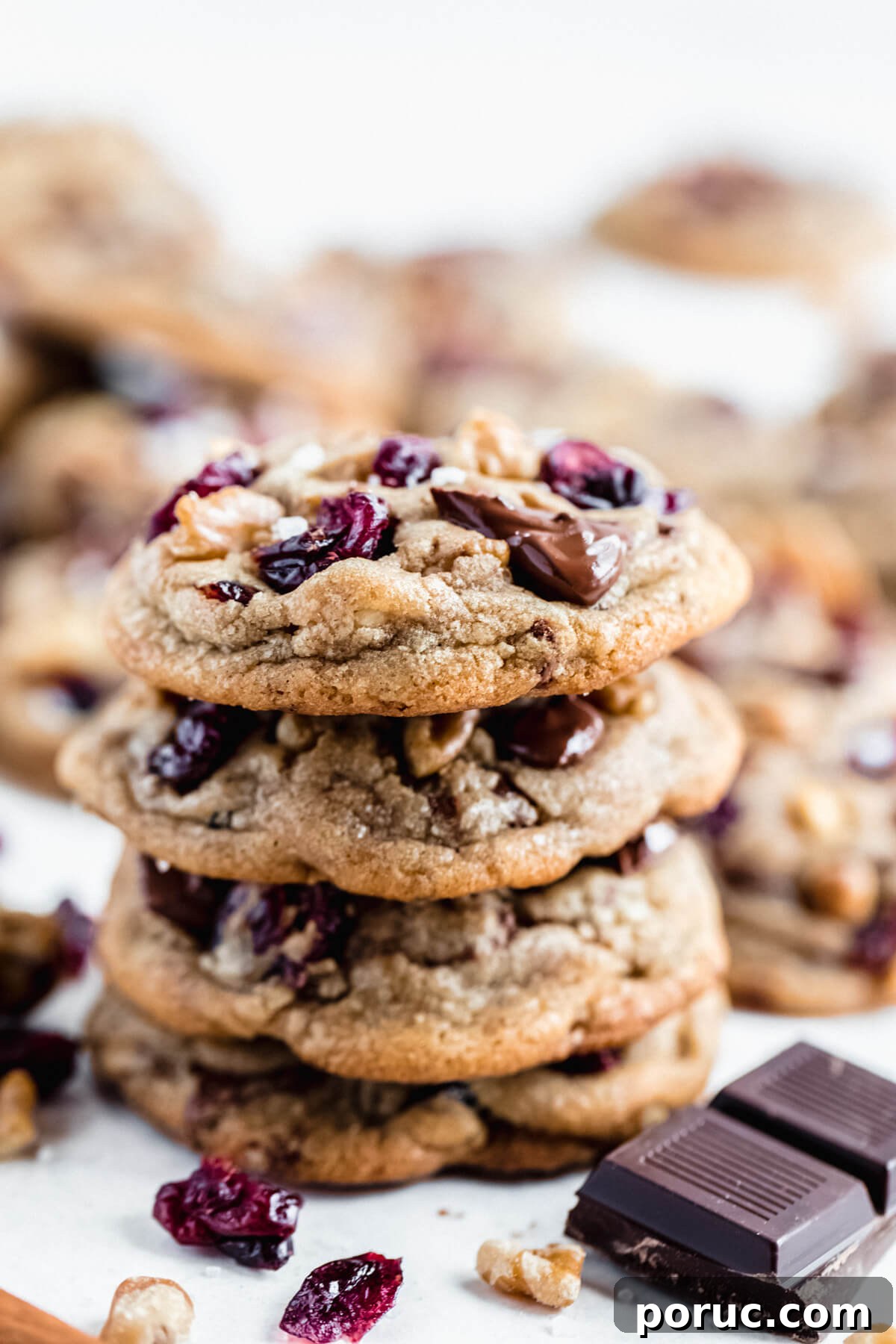 4 cookies stacked on each other