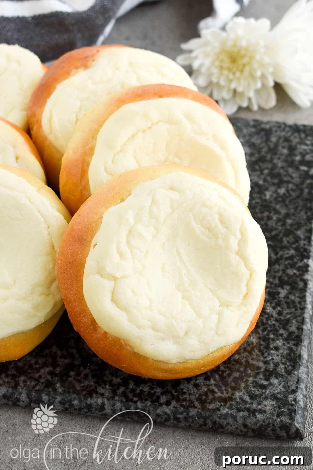 Vatrushka: Russian Sweet Cheese-Filled Buns Recipe 2 Sweet Cheese Filled Buns (Vatrushka Recipe): freezer-friendly, soft and fluffy sweet buns filled with smooth farmer’s cheese filling.