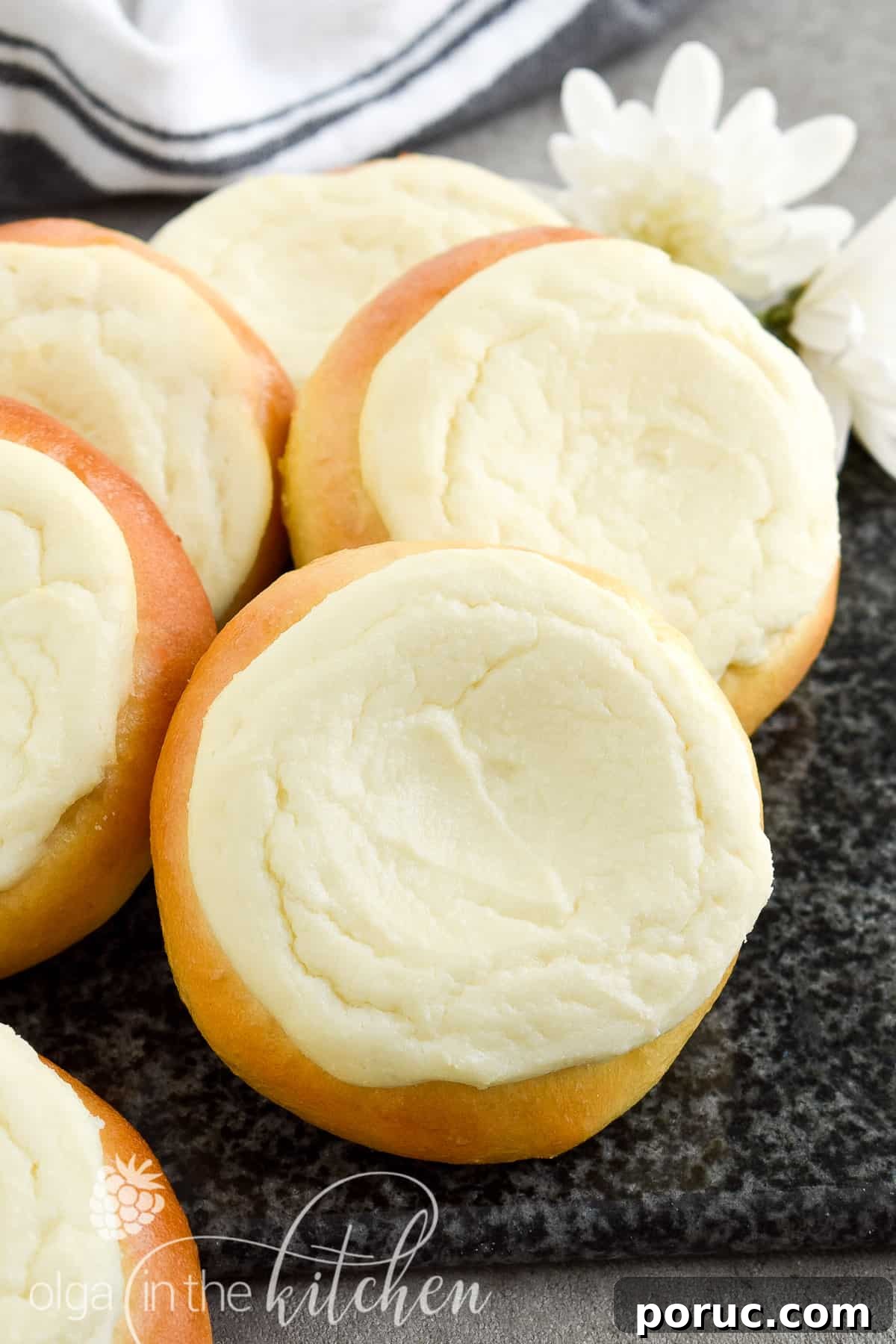 Vatrushka: Russian Sweet Cheese-Filled Buns Recipe 3 Sweet Cheese Filled Buns (Vatrushka Recipe): freezer-friendly, soft and fluffy sweet buns filled with smooth farmer’s cheese filling.